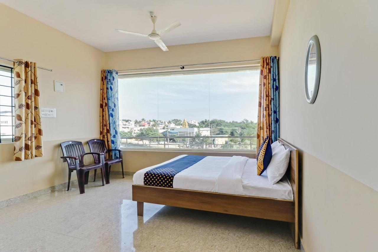Spot On 76940 Sri Annapoorneshwari Residency Boarding & Lodging Hotel Hassan Exterior photo